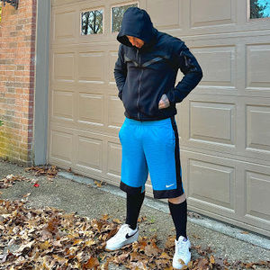 Meet your Posher, Brett